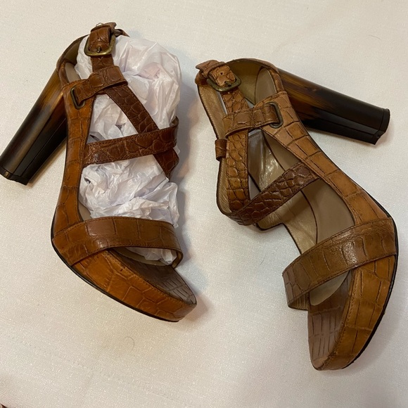 Stuart Weitzman Shoes - Stuart Weitzman Open Toe Platform Sandals
